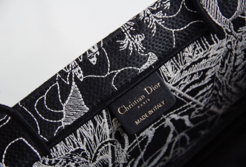 Christian Dior Shopping Bags